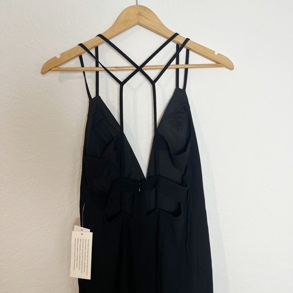 AIDAN MATTOX V-Neck Column Gown - Picture 3 of 8